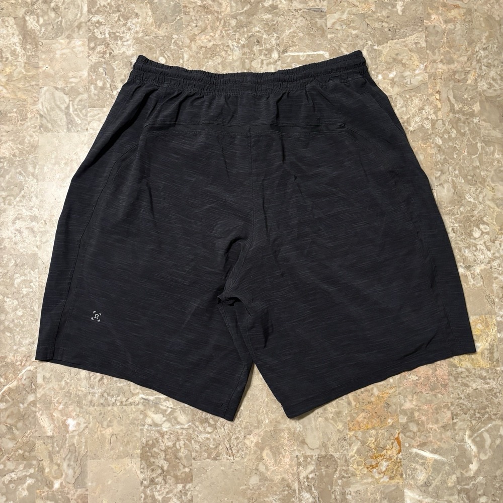 Lululemon Shorts Mens Large Pace Breaker 9" Black Gym Running Lined